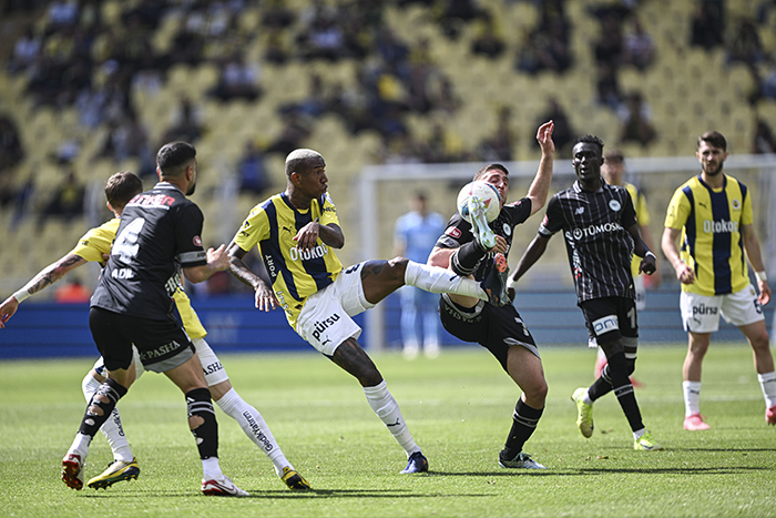 aa-20250531-38143714-38143709-fenerbahce-tumosan-konyaspor.jpg