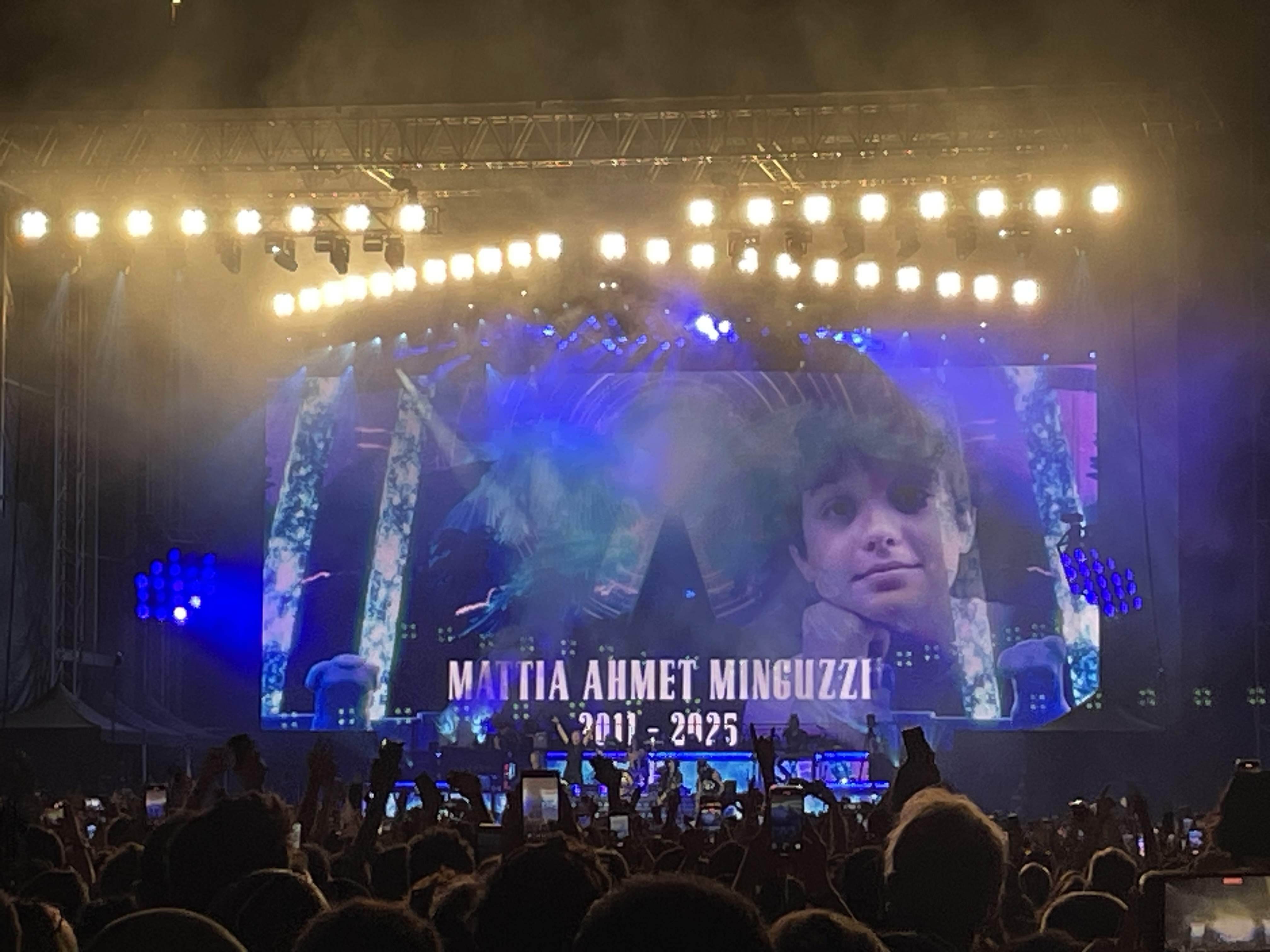istanbul-guns-n-roses-istanbul-kons-747143-220550.jpg