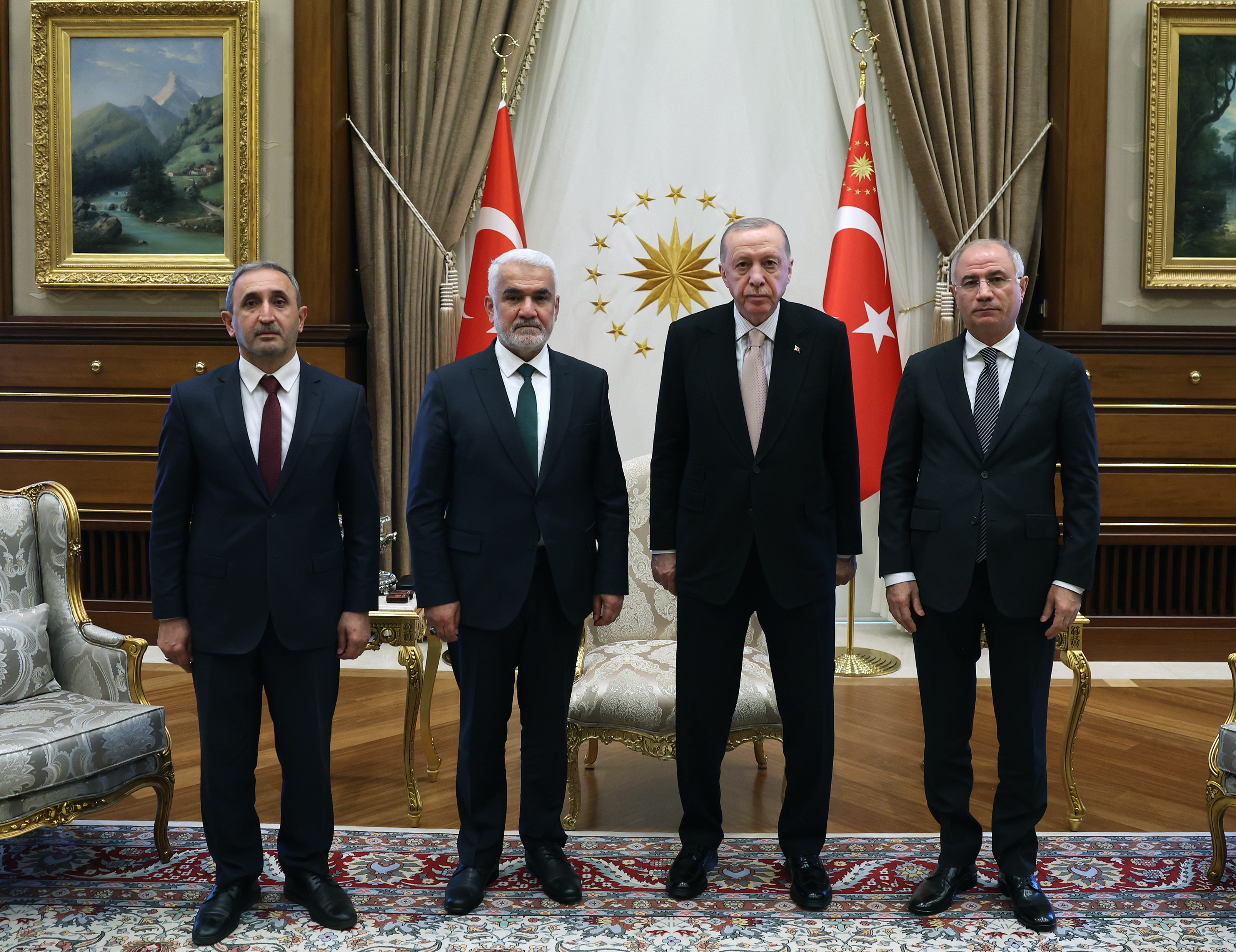 cumhurbaskani-erdogan-zekeriya-yapiciog-749083-221088.jpg