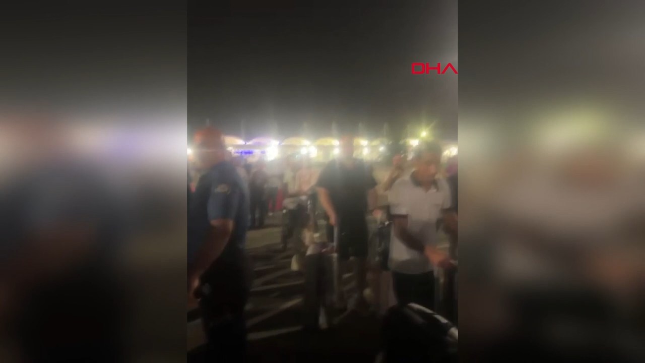 antalya-havalimaninda-taksiciler-is-bir-766112-226156-mp4-snapshot-00-05-207.jpg