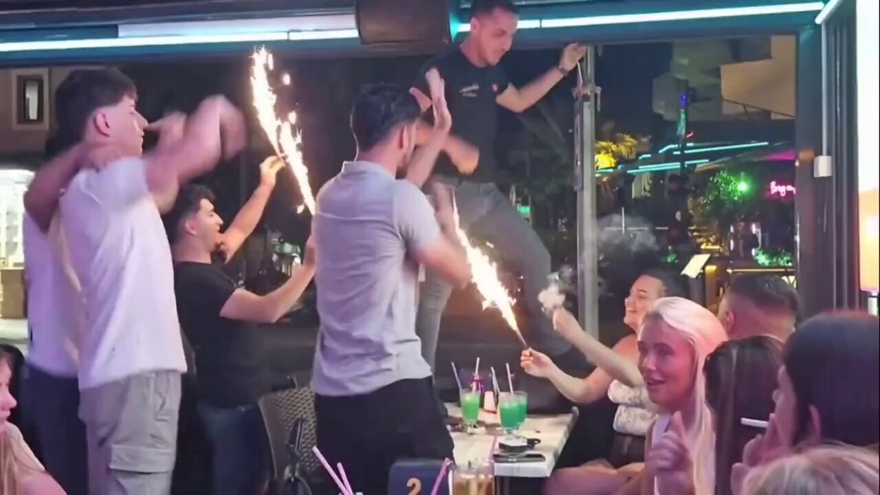 tmnko-ael3dq3ile.jpg