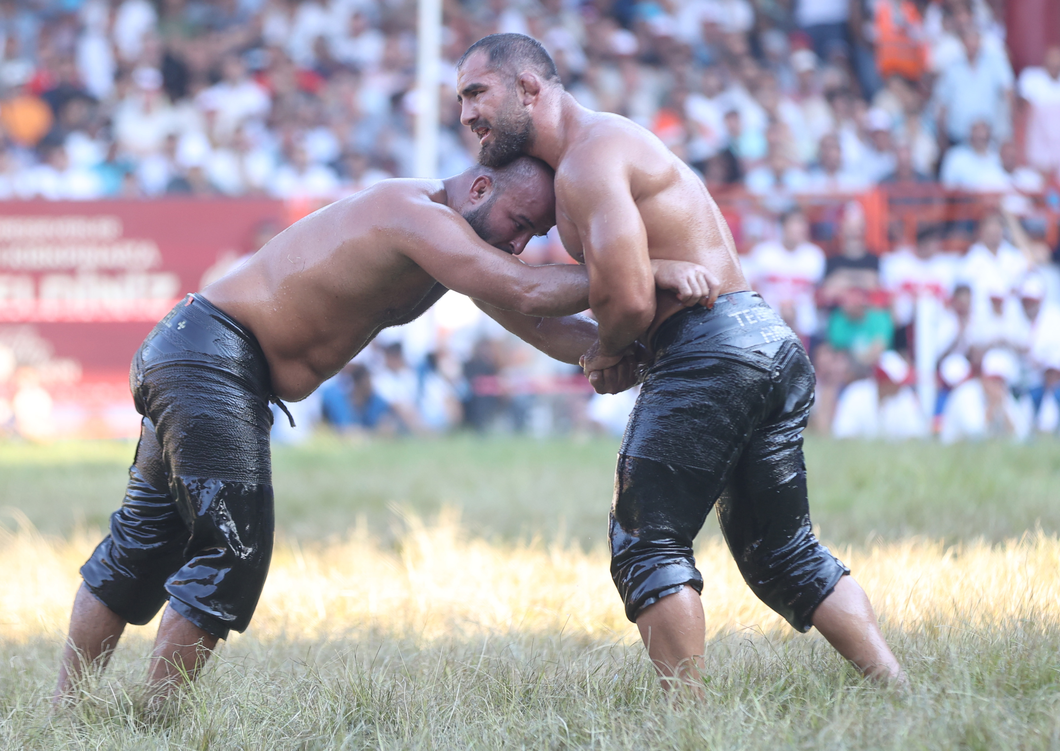 aa-20250706-38488358-38488354-664-tarihi-kirkpinar-yagli-guresleri-baspehlivani-orhan-okulu-oldu.jpg