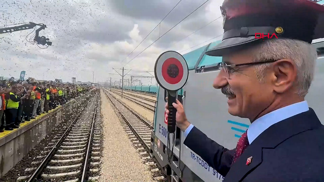 ankara-bakan-uraloglu-yerli-ve-milli-lo-824385-244215-mp4-snapshot-00-09-781.jpg