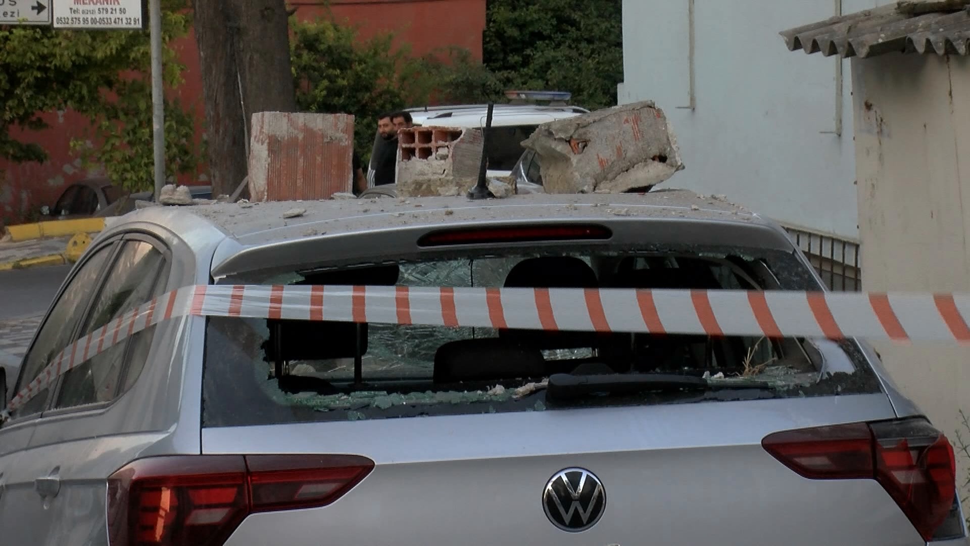 istanbul-kucukcekmecede-2-katli-binad-825045-244441.jpg