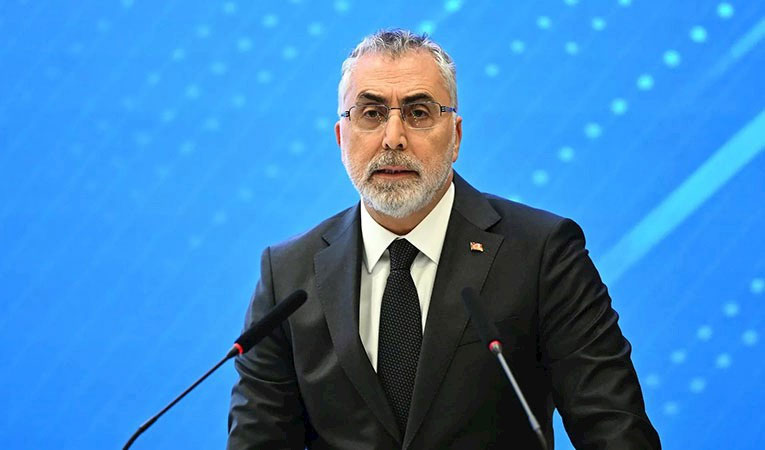 bakan-isikhan.jpg