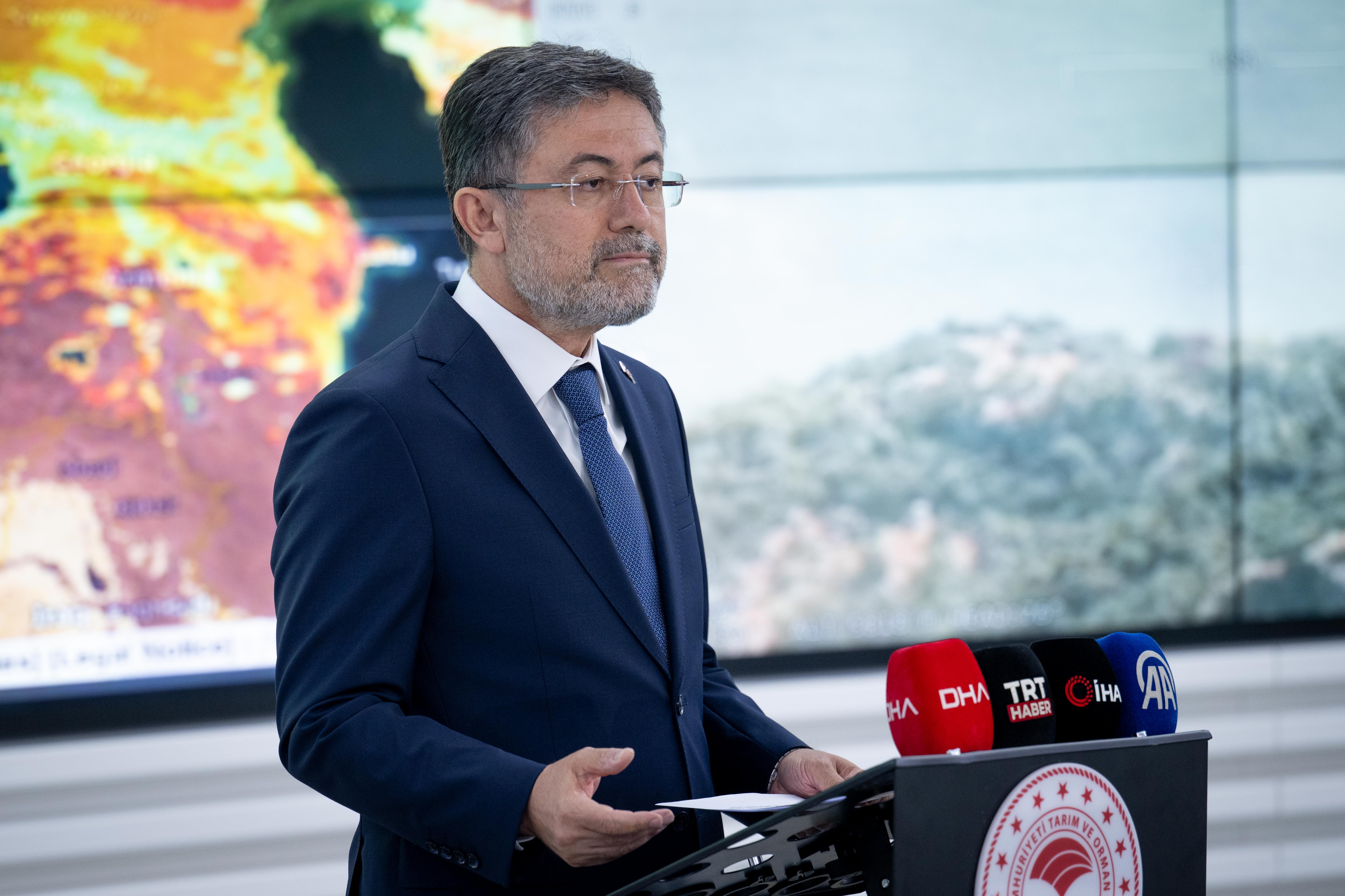 aa-20250729-38695266-38695264-tarim-ve-orman-bakani-yumakli-orman-yanginlarinda-son-duruma-iliskin-bilgi-verdi.jpg