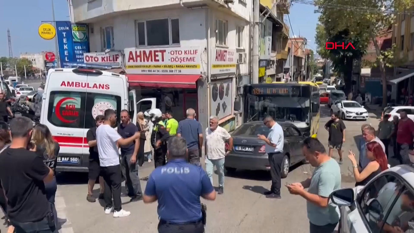 bursada-halk-otobusu-ile-otomobil-carpi-865858-257159-1-mp4-snapshot-00-32-400.jpg