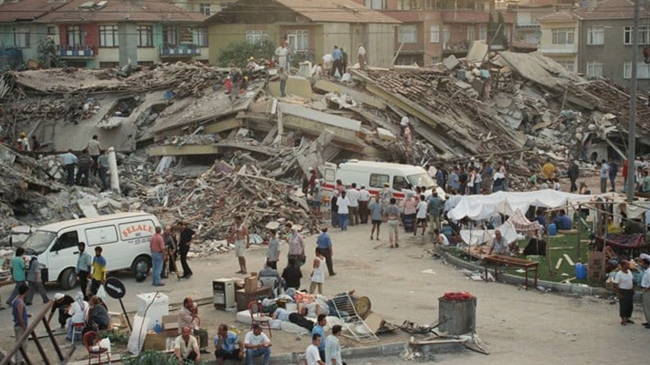 deprem1.jpg