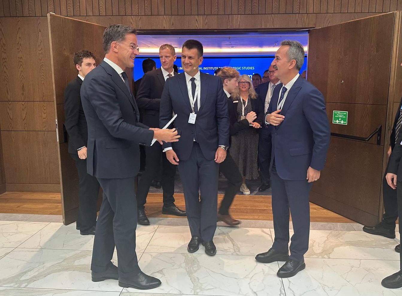 aa-20250904-39017817-39017816-savunma-sanayii-baskani-gorgun-nato-genel-sekreteri-rutte-ile-gorustu.jpg