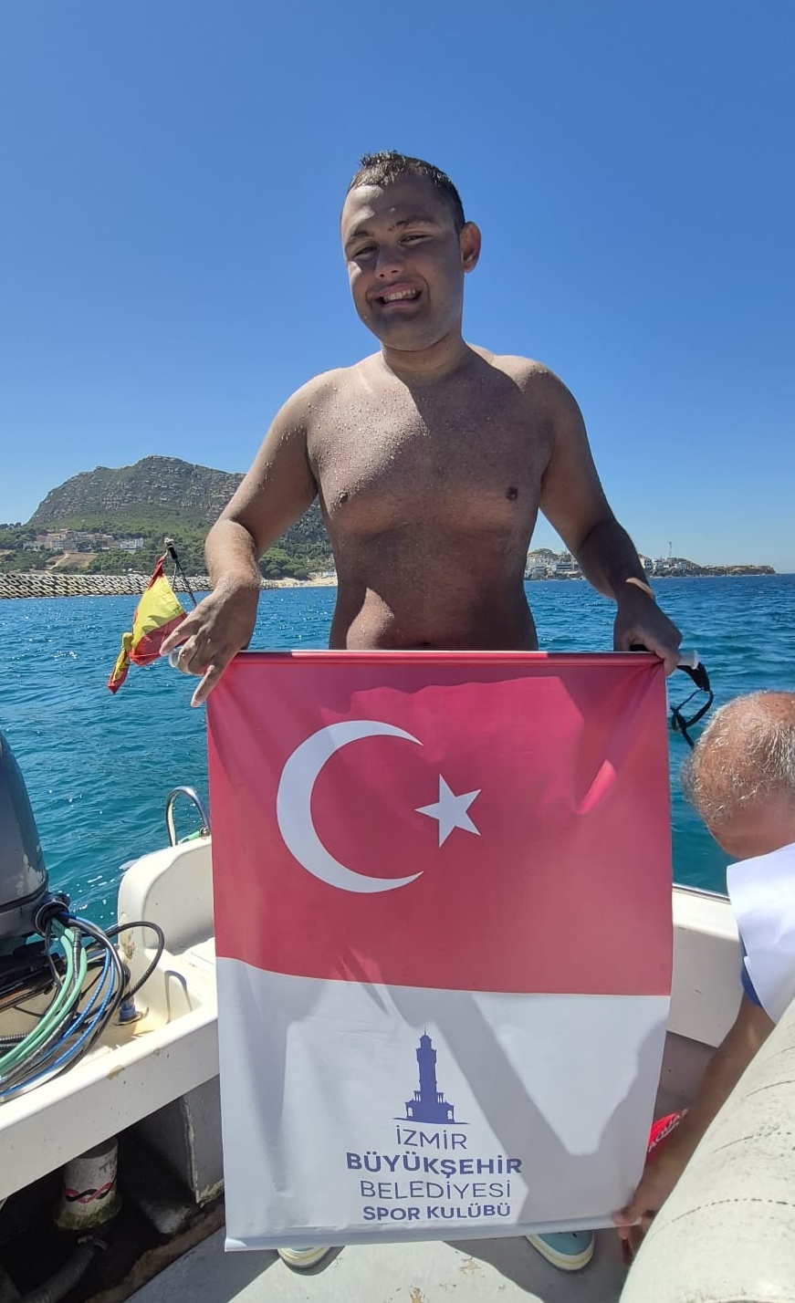aa-20250904-39020402-39020400-tuna-tunca-cebelitarik-bogazini-gecen-otizmli-ilk-turk-sporcu-oldu.jpg