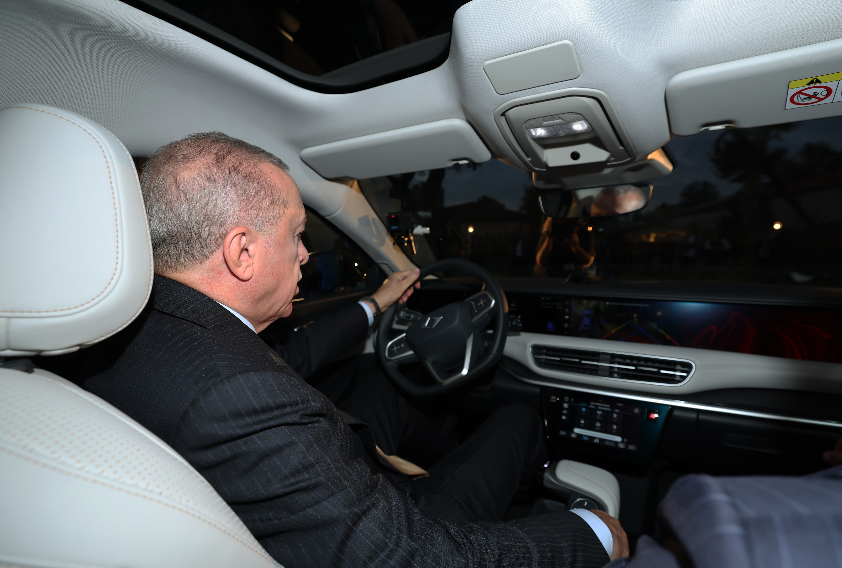 istanbul-cumhurbaskani-erdogana-toggu-911108-270741.jpg