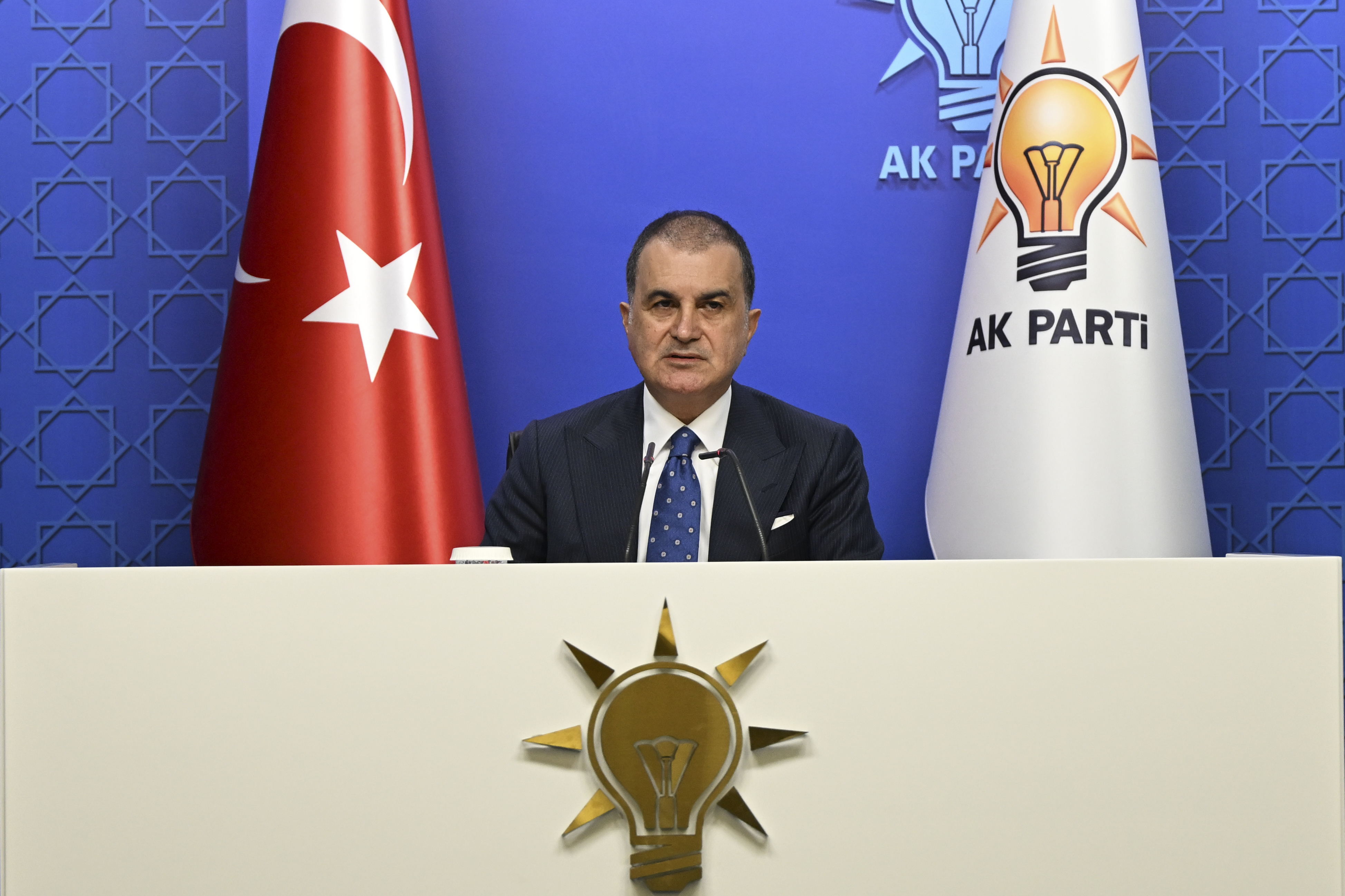 aa-20251008-39350666-39350661-ak-parti-sozcusu-celik-partisinin-myk-toplantisina-iliskin-aciklamada-bulundu.jpg